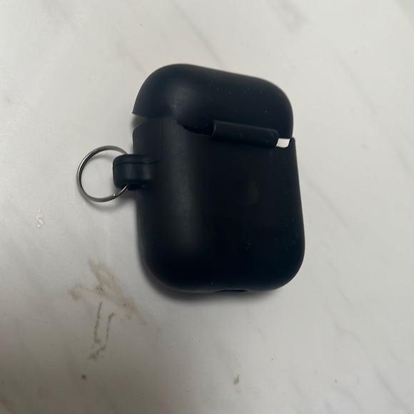 AirPod case - Picture 3 of 3